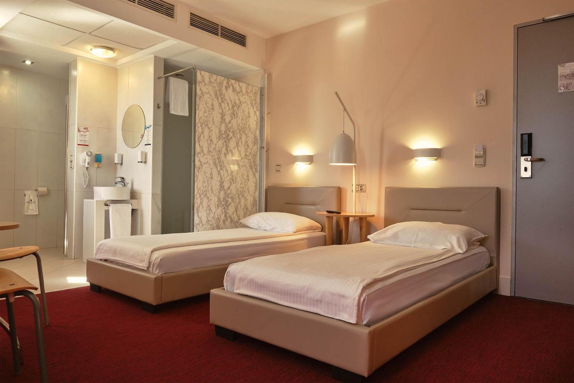 Hello Hotels Bucuresti Gara De Nord Exterior foto